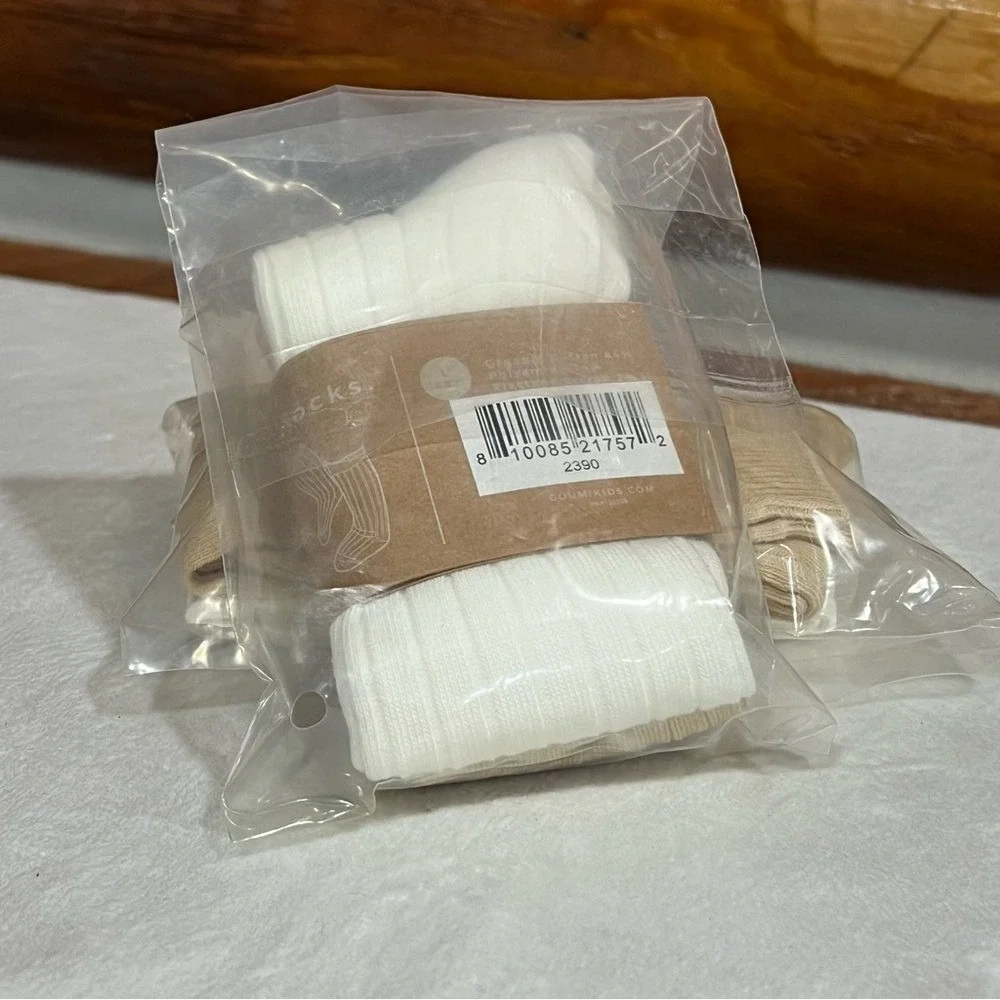 Goumi Girl's Cream and Tan Casual‎ 2 pack of Socks